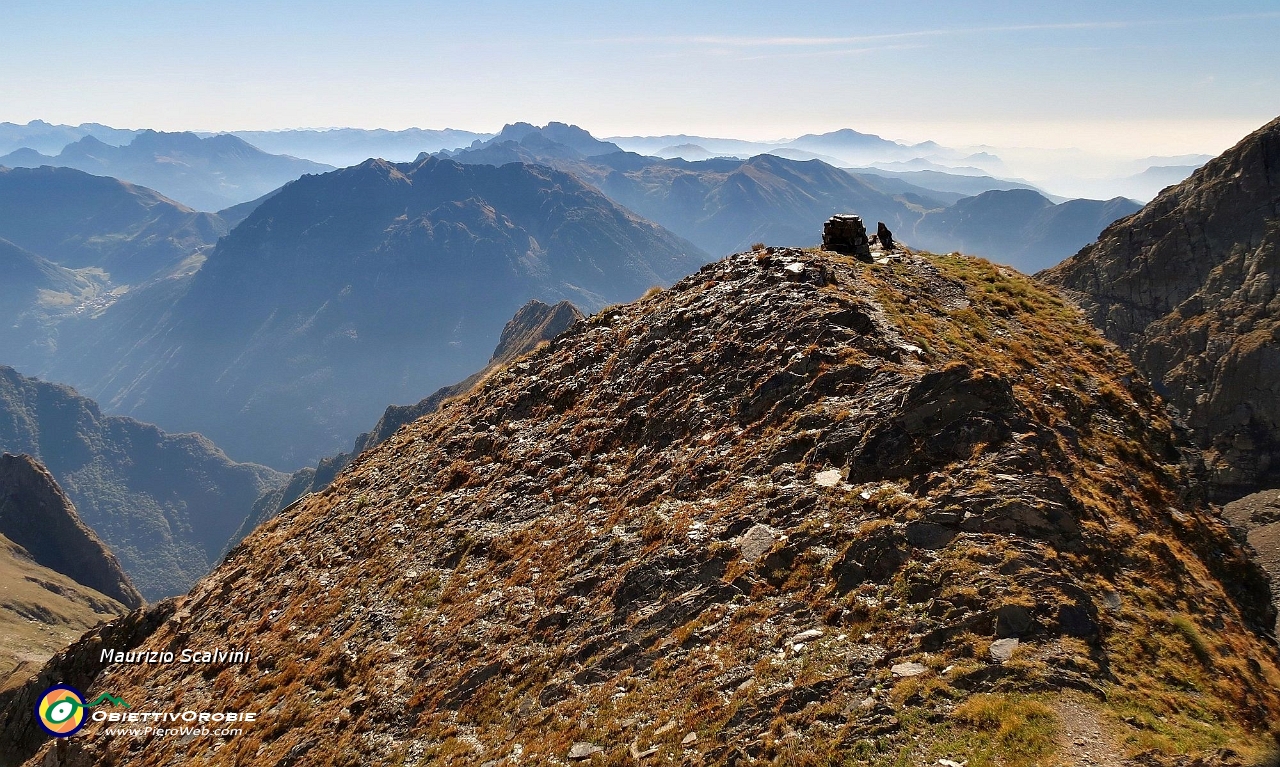 30 Panorama dal dosso con la piastra....JPG